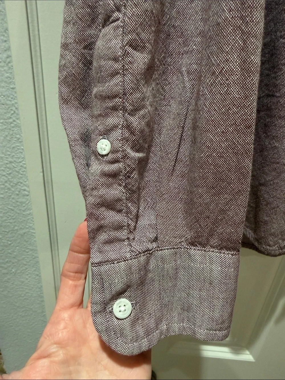 Banana Republic Men's Long-Sleeve Button-Down Shirt in Heathered Mauve